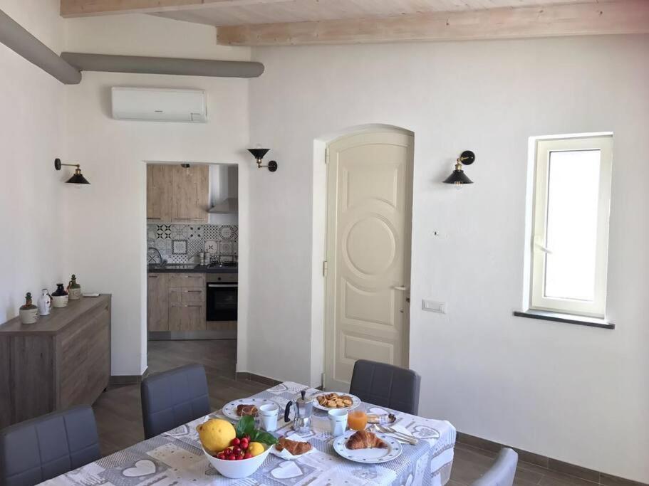 Casa Vacanza M&C Ischia Форио Экстерьер фото